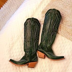 Lucky Clover green Ariat Women's Casanova tall cowboy boots size 11 WORN ONCE!